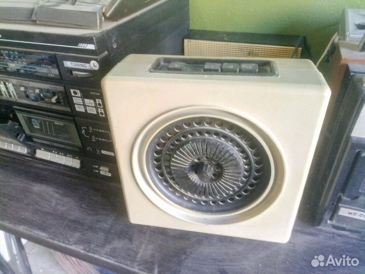 Приемник трёхпрограмный 