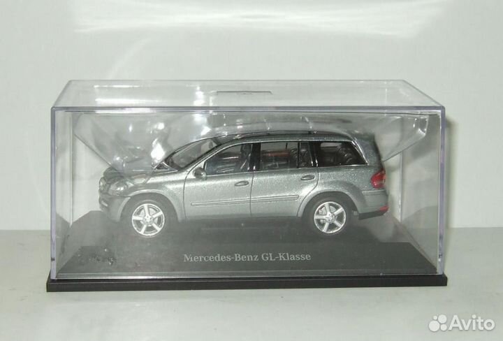 Мерседес Mercedes Benz GL class Minichamps 1:43