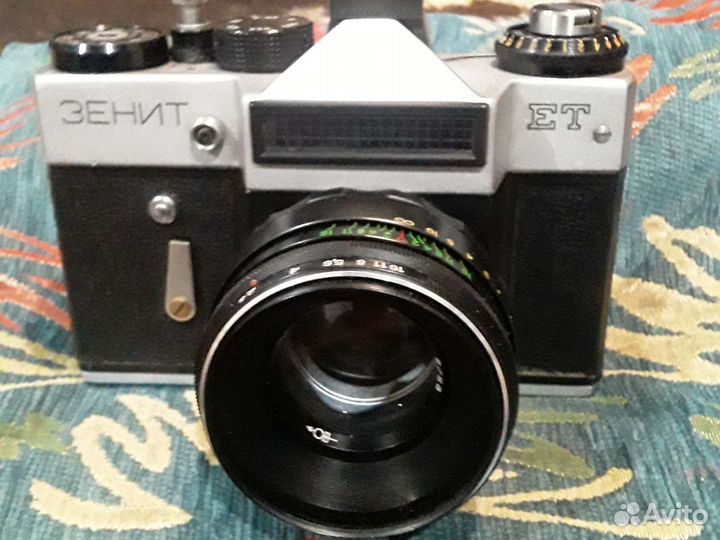 Пленочный фотоаппарат зенит