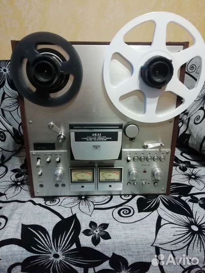 Катушечный магнитофон Akai GX 630DB