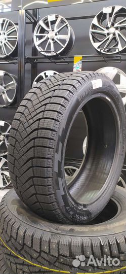 Pirelli Ice Zero FR 195/65 R15
