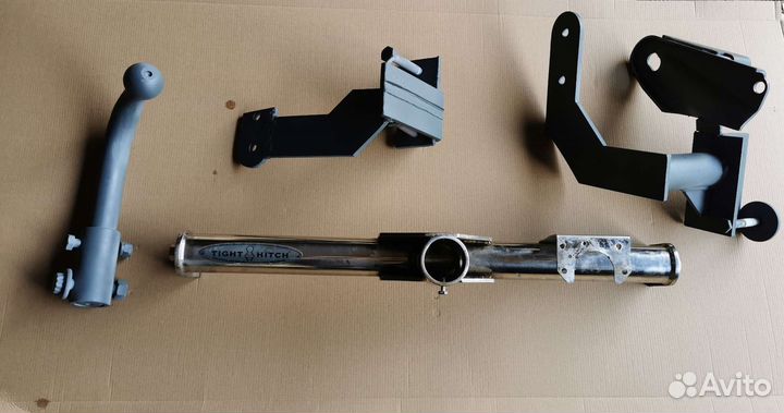 Фаркоп на Toyota alphard