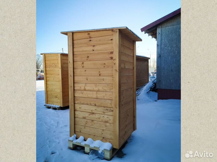 Дачный туалет деревянный в Верево