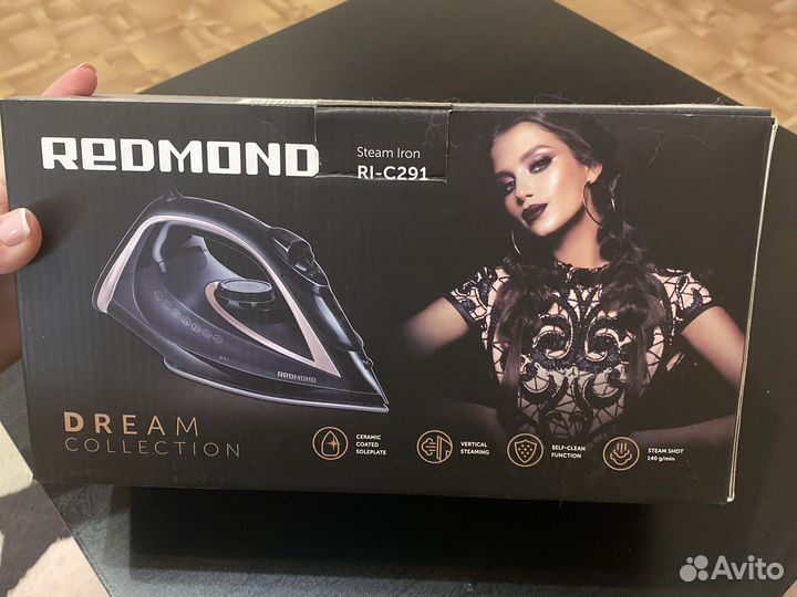 Утюг redmond