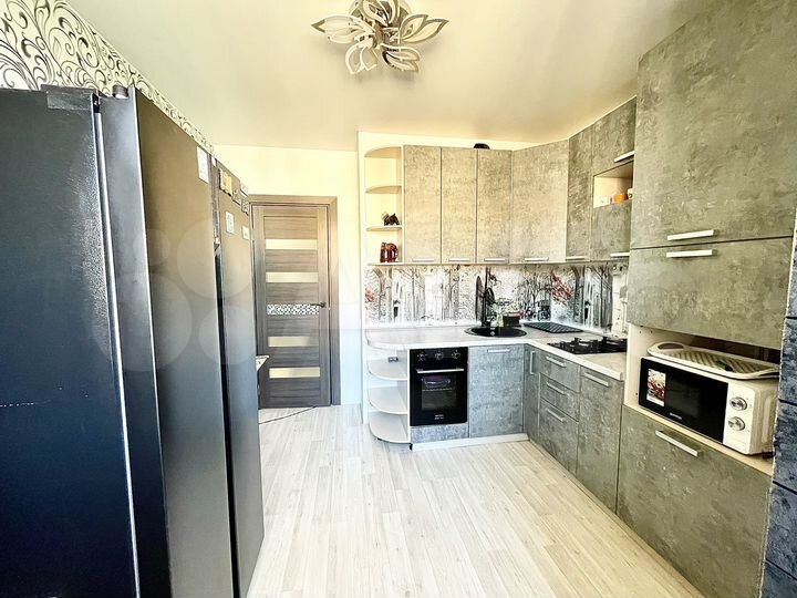 2-к. квартира, 49,5 м², 16/18 эт.