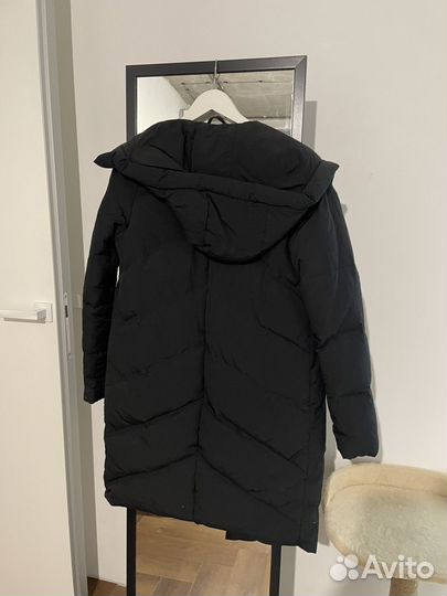 Пуховик женский черный