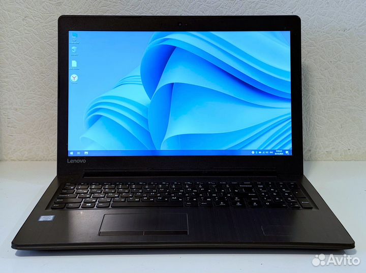 Lenovo i3-6006U 2.00GHz/8gb/Intel HD 520/SSD 128gb