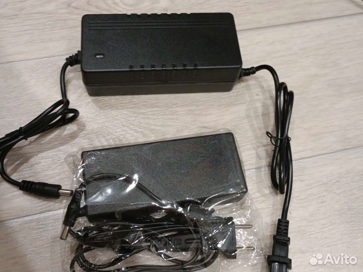 Зарядное устройство на 36