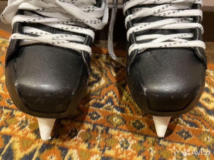 Хоккейные коньки bauer 37