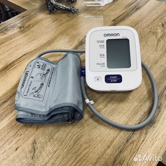 Тонометр Omron M2 Eco Aru