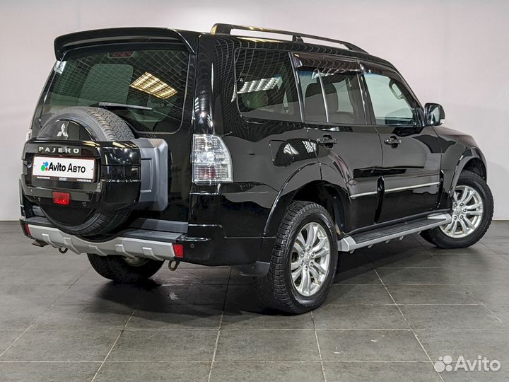 Mitsubishi Pajero 3.2 AT, 2014, 192 031 км