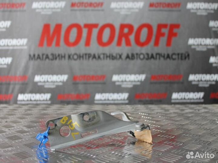 Шарнир капота Санни B15 левый А224