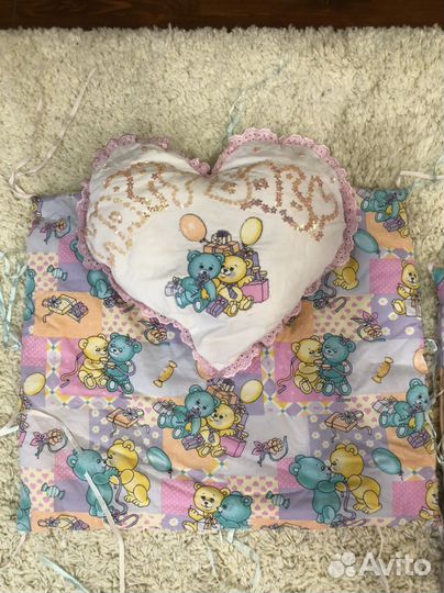 Бортики в детскую кроватку, балдахин, пастель