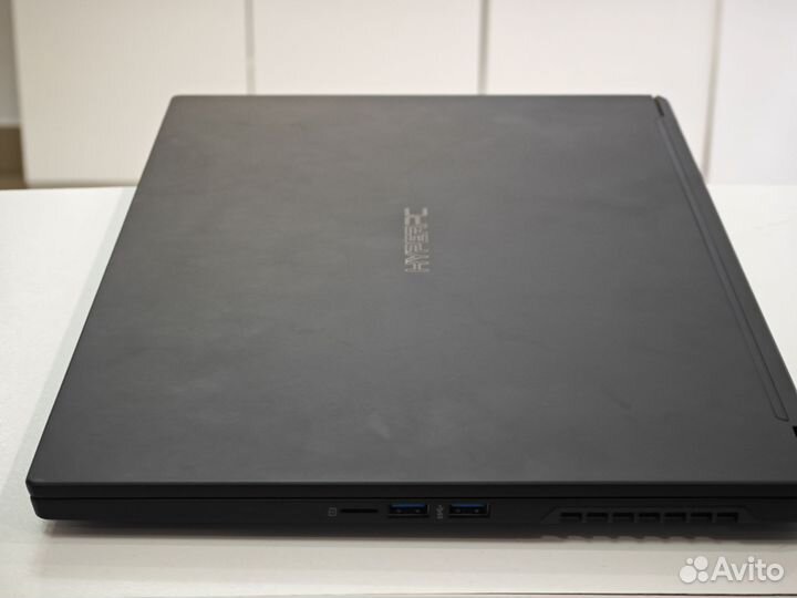 Ноутбук HyperPC Play Ryzen 9/ RTX 3070. Гарантия