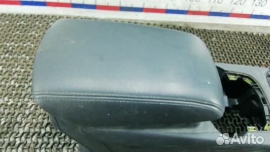 Подлокотник центральный ford focus 3 (KEA32IX01)