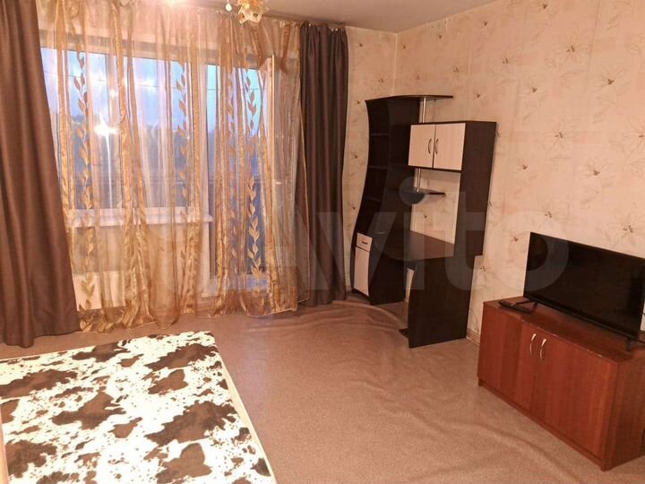 1-к. квартира, 42 м², 6/10 эт.