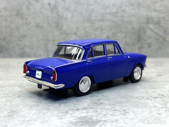 Коллекционная модель Москвич-408 1:43 DeA