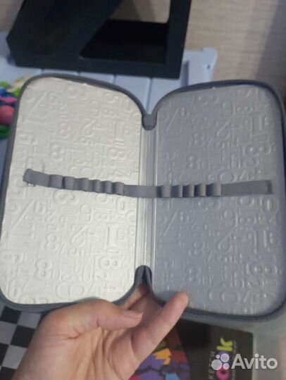 Пенал школьный новый