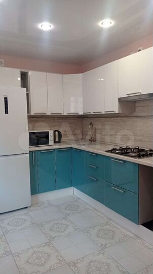 2-к. квартира, 60 м², 2/9 эт.