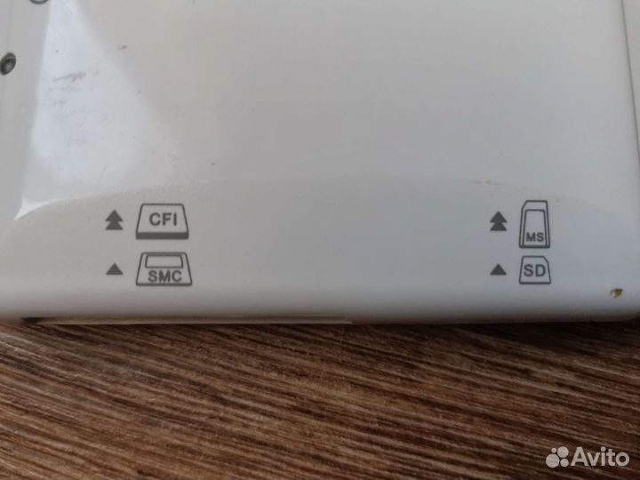 Кард ридер USB (для карт памяти: cfi, smc, ms, sd)