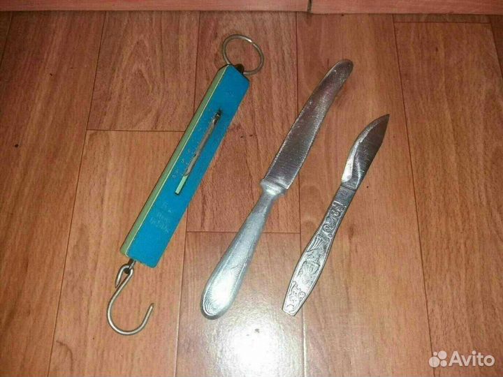 Ножи, вилки и весы