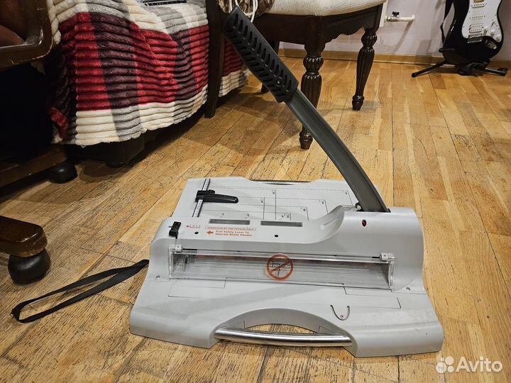 Резак гильотинный KW-TriO 13948 для бумаги