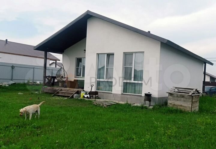 Коттедж 112 м² на участке 9 сот.