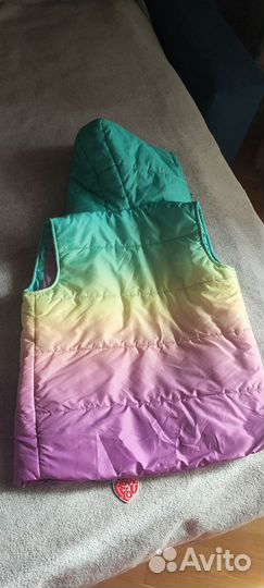 Жилет демисезонный на девочку 146