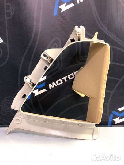 Обшивка салона задняя левая Volkswagen Passat B5