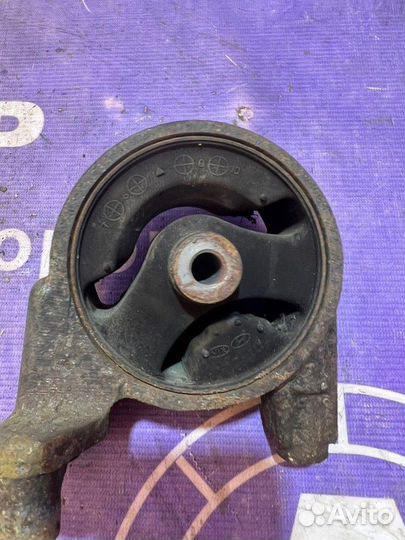 Подушка двигателя Kia Rio 2 JB G4EE 2011