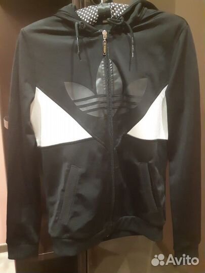 Спортивный костюм adidas