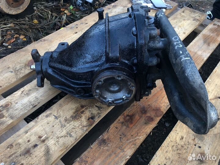 Редуктор заднего моста Mercedes Benz S Class W220