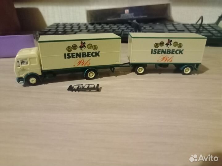 Модель грузовика Mercedes Benz herpa 1:87