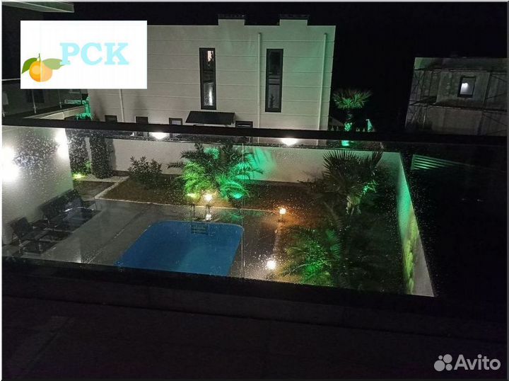 Стеклянные ограждения балкона