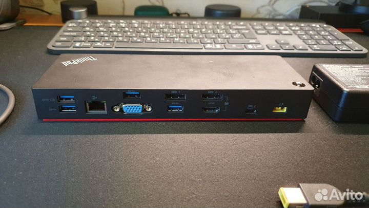 Док станция Lenovo Thinkpad Tanderbolt 3 Dock