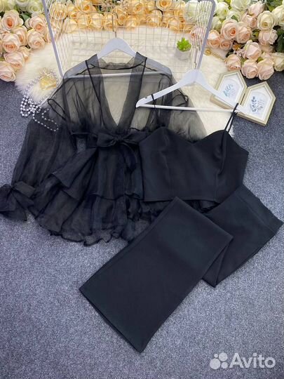 Шикарный костюм тройка