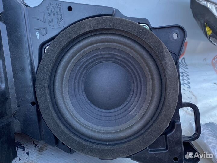 Lexus Rx4 сабвуфер