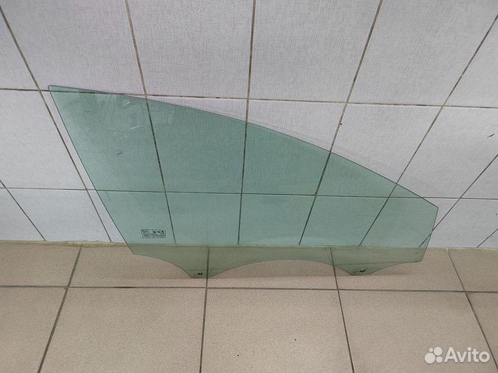 Стекло переднее правое Ford Mondeo 4 2007-2014
