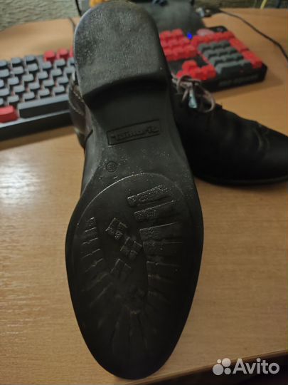 Полуботинки 39,5натуральная кожа tamaris