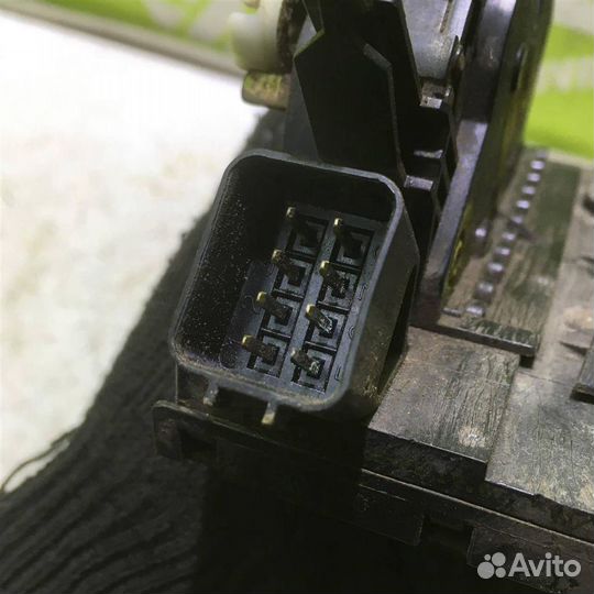 Замок двери передней левой Форд Фокус 1