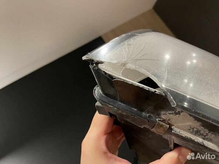 Фара Volvo s40 левая, ксенон, европейский рынок