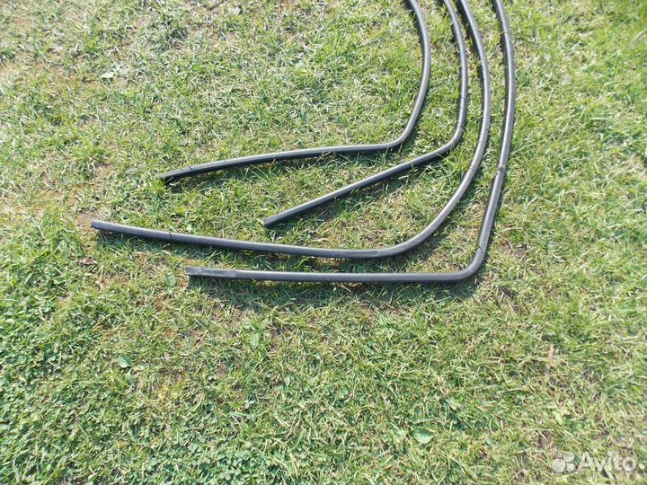 Уплотнители проёма двери Mitsubishi Space Star