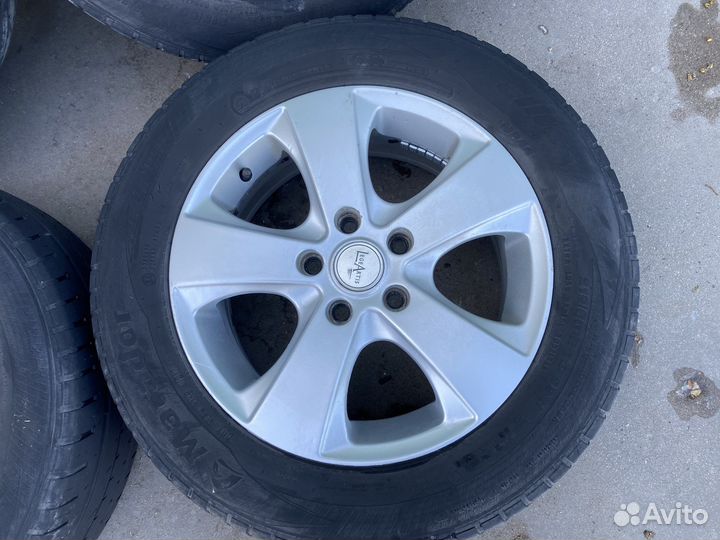 Комплект колес В сборе Toyota 215/60R16 5*114.3