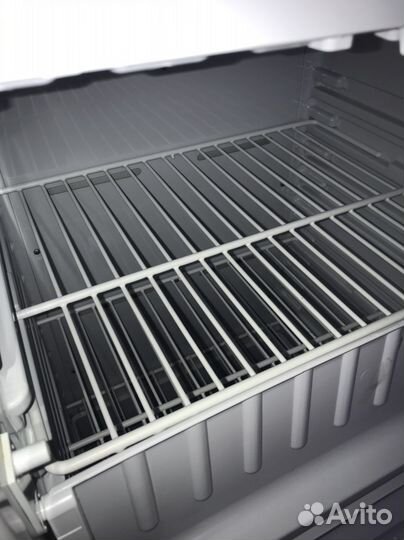 Морозильник Indesit SFR 167 NF