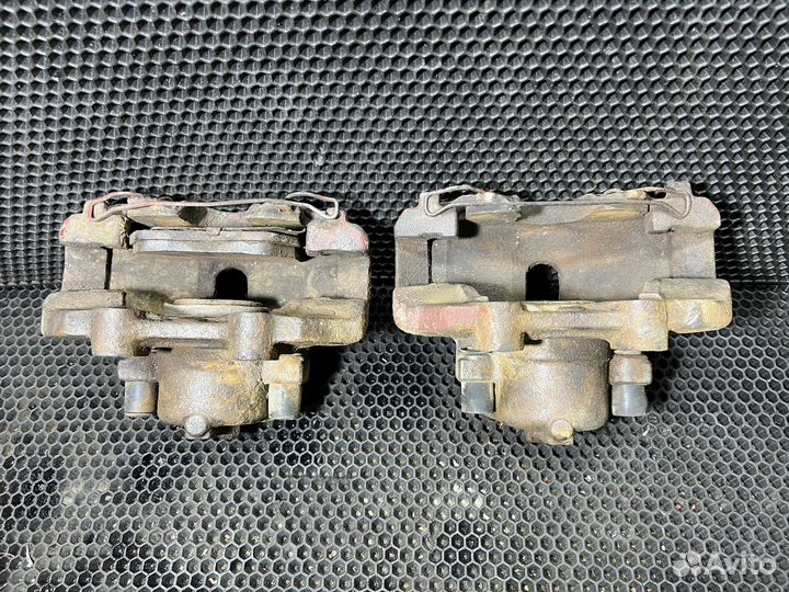 Передние суппорта Opel Vectra B