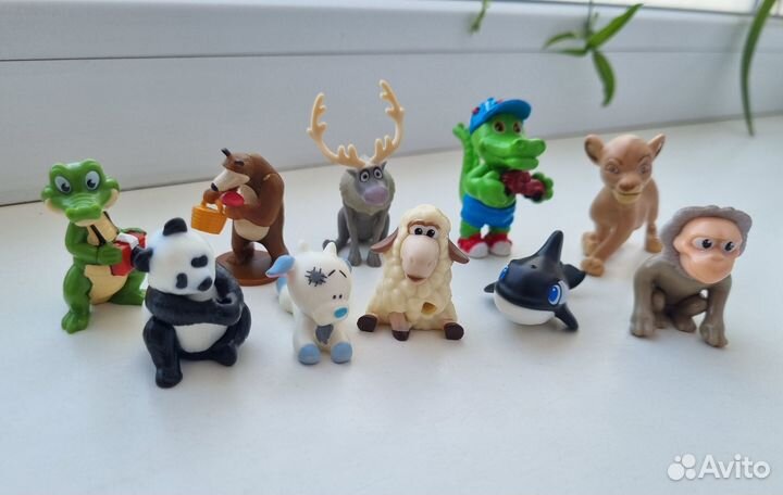 Игрушки Kinder Surprise