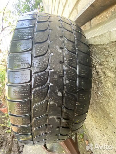 Bridgestone Blizzak LM-25 4x4 235/60 R17