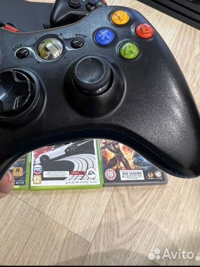 Xbox 360 прошитый freeboot (почти не пользовались)