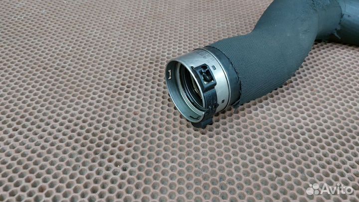 Патрубок интеркулера Bmw F30 F21 F25 F34 F32