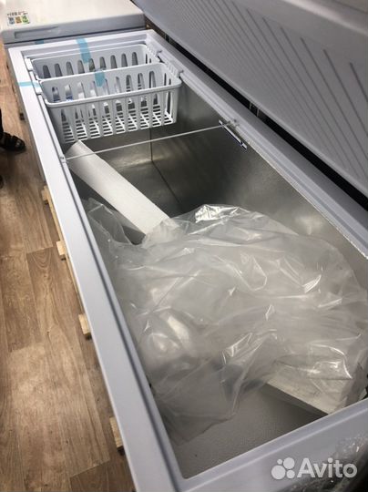 Морозильный ларь бирюса 560л